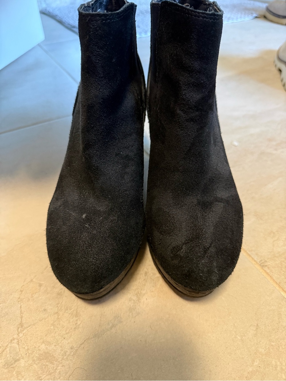 Sbicca Black Suede Ankle Booties
